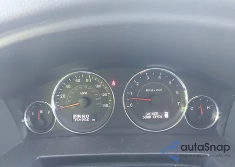 2008 Jeep Commander Sport z USA, uszkodzony, nr VIN 1J8HG48K58C149342